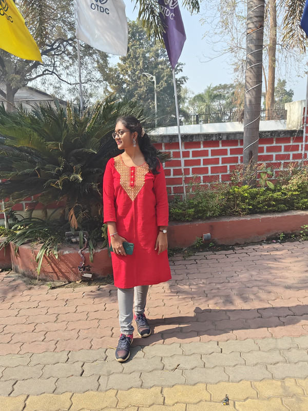 Tanisa Dey's profile