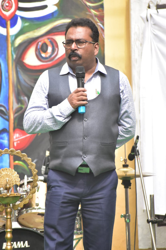 Mr. Sandip Saha's profile